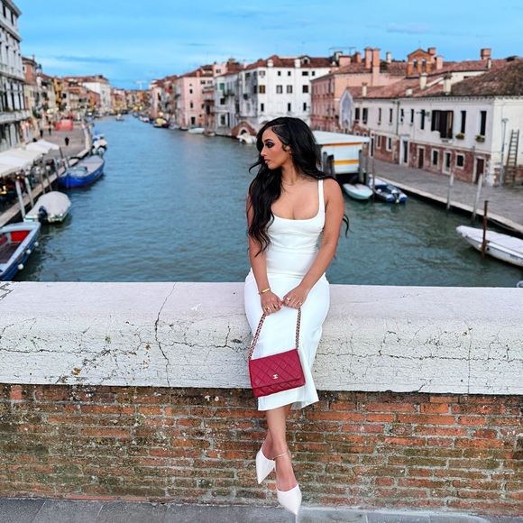 Meet your Posher, Fatuma - Picture 1 of 1